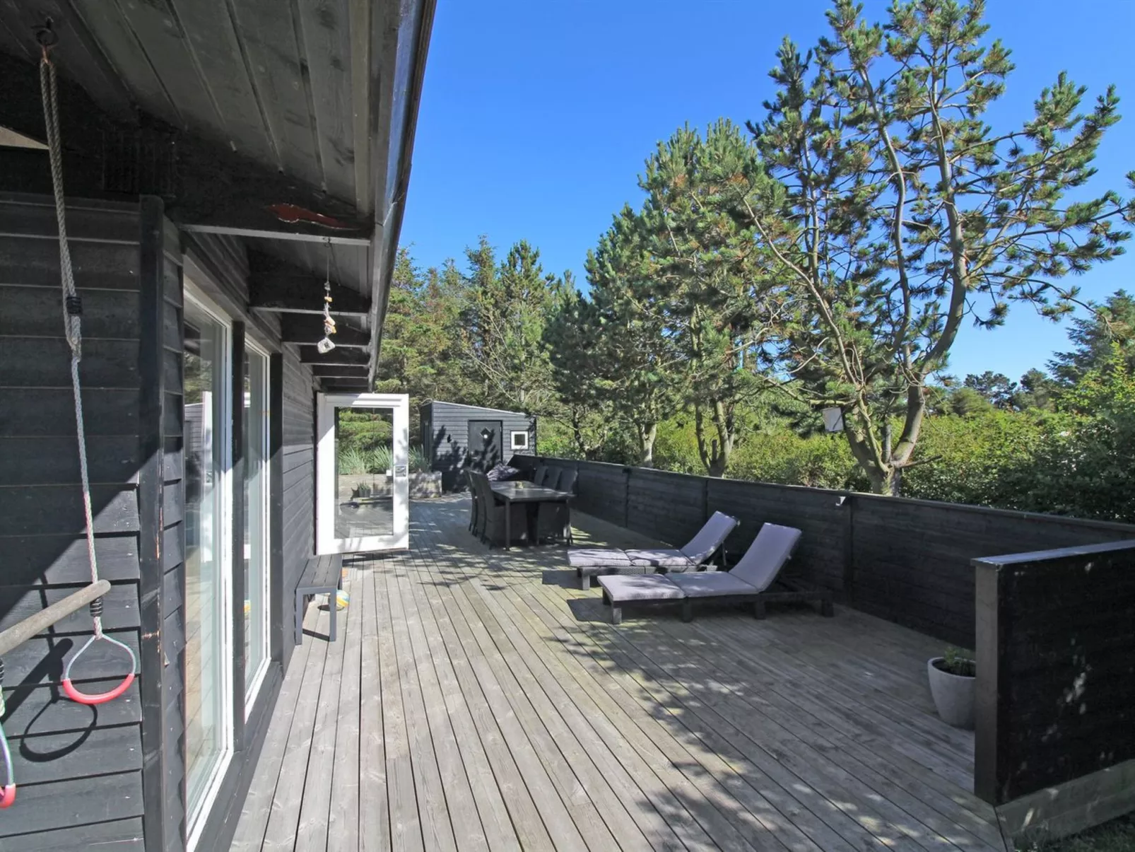 "Eyer" - 800m from the sea-Outside