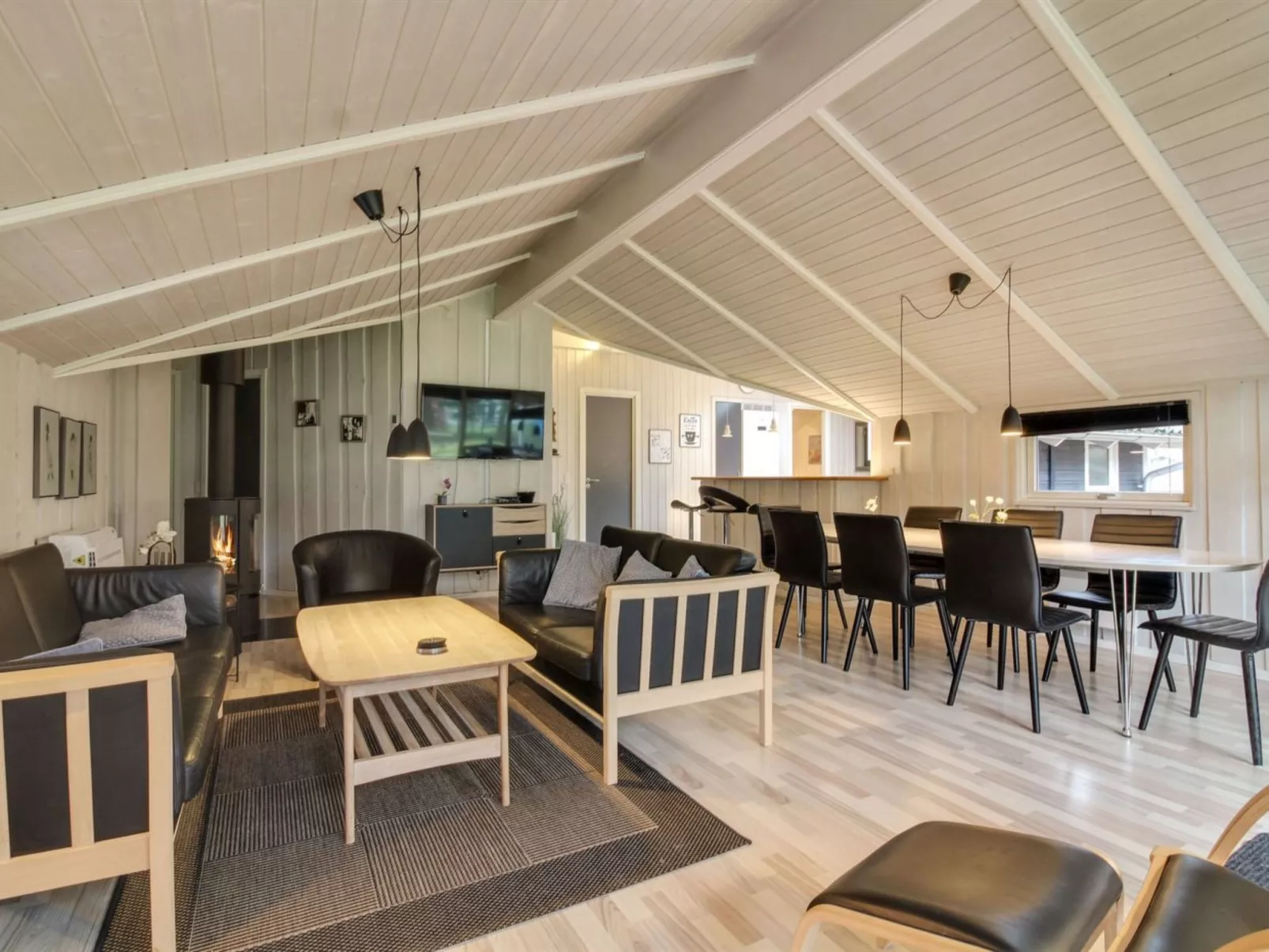 "Acucena" - 1.3km from the sea-Dedans