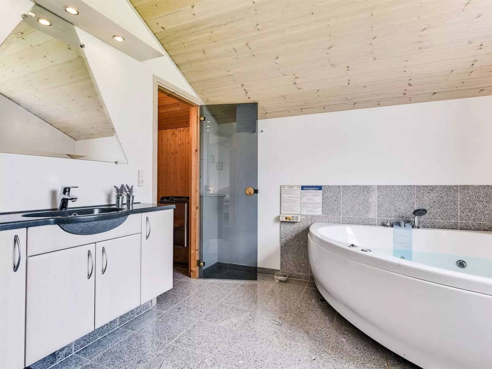 "Alboldus" - 250m to the fjord-Dedans