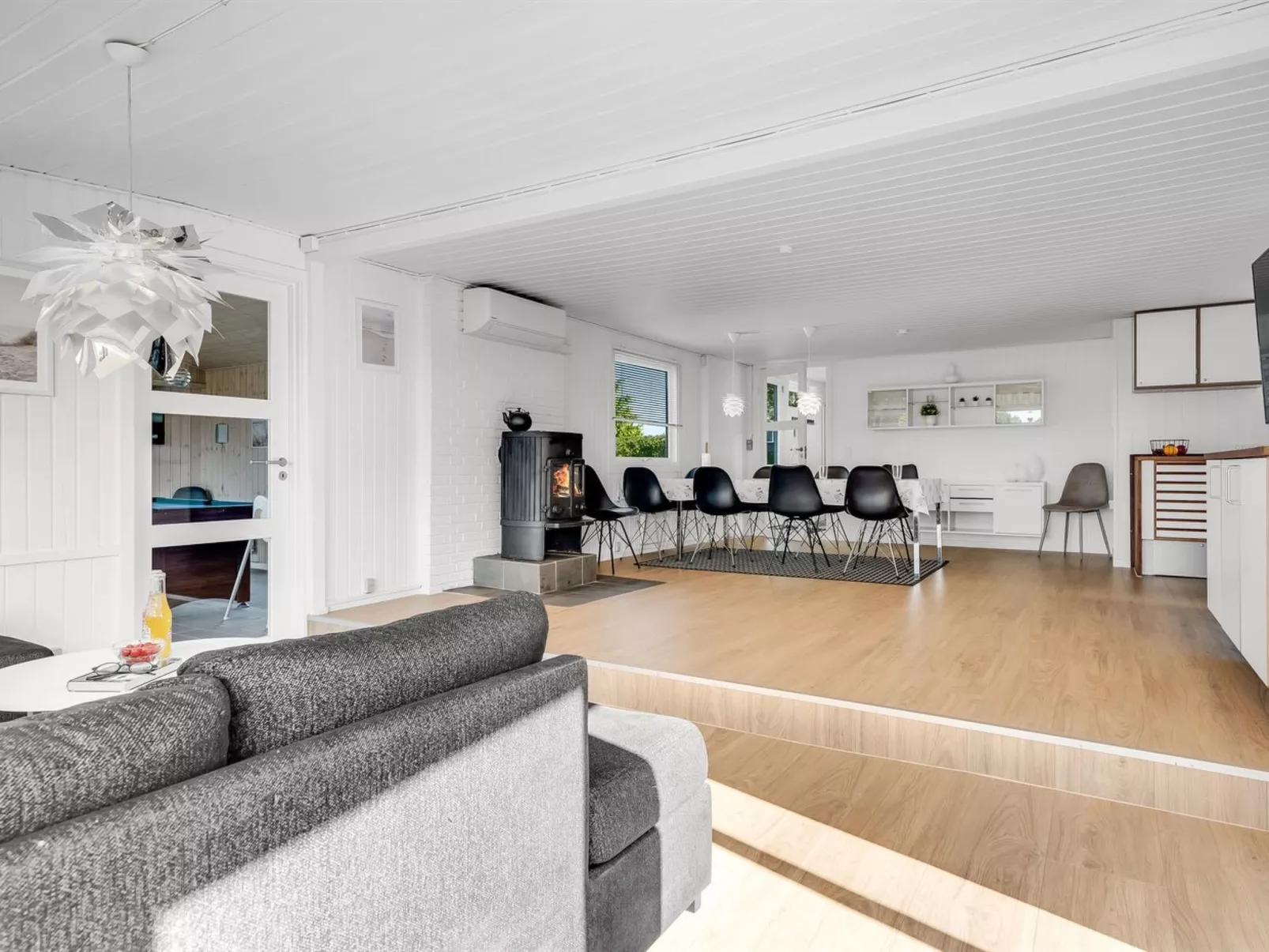 "Edel" - 650m from the sea-Inside