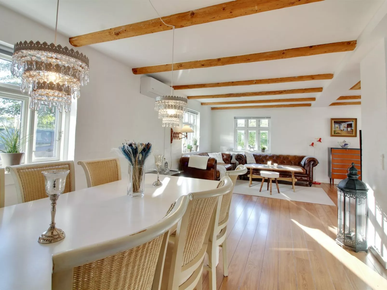 "Iara" - 6km from the sea-Inside