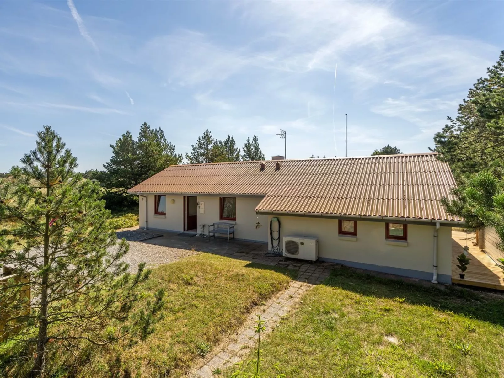 "Germund" - 900m from the sea-Outside