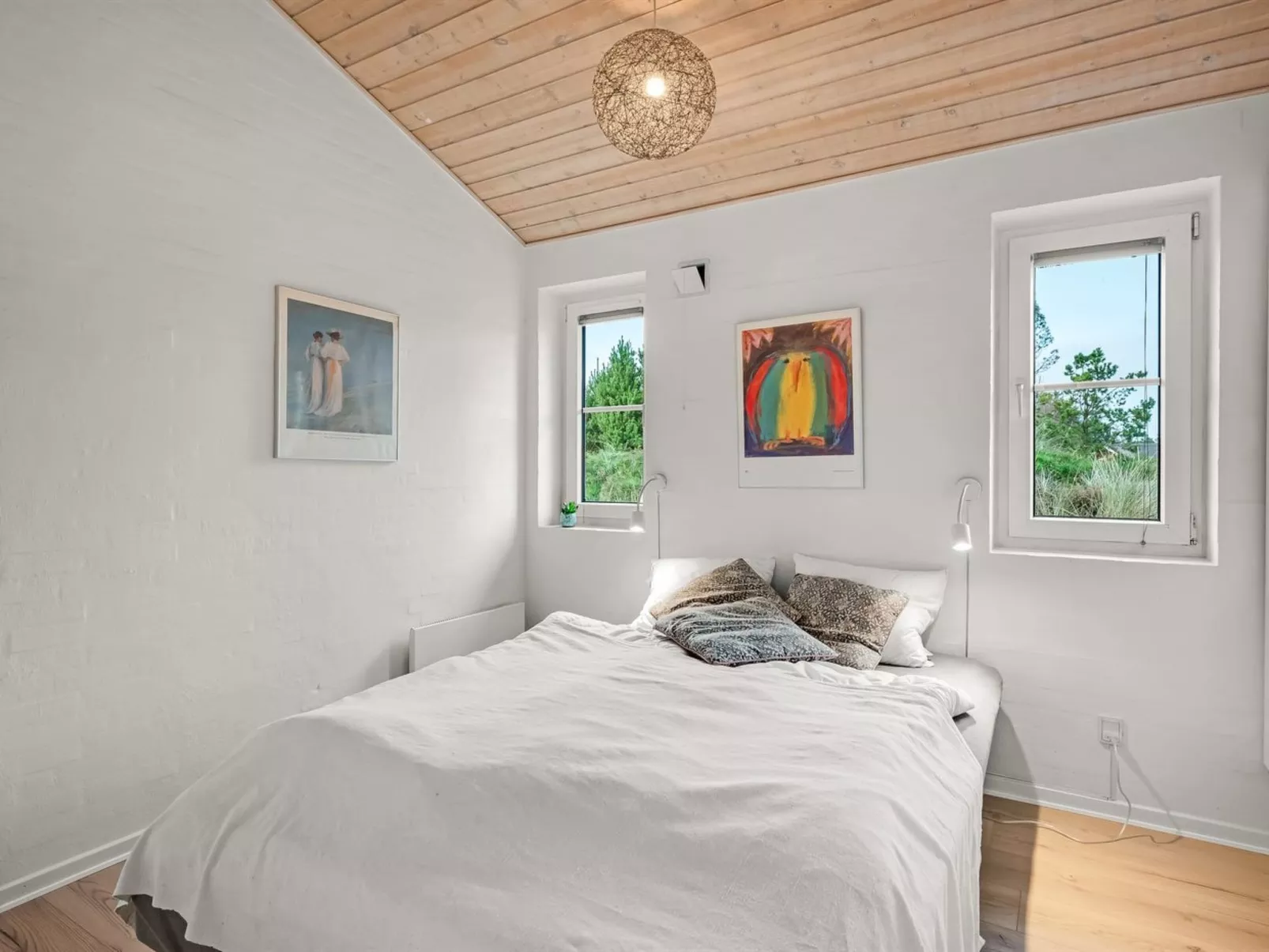 "Ingmund" - 2km from the sea-Inside