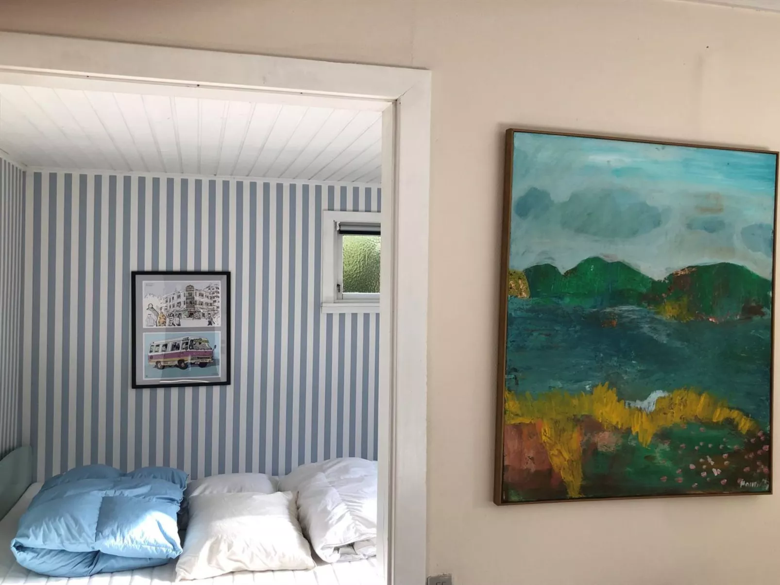 "Eragon" - 1.2km from the sea-Inside