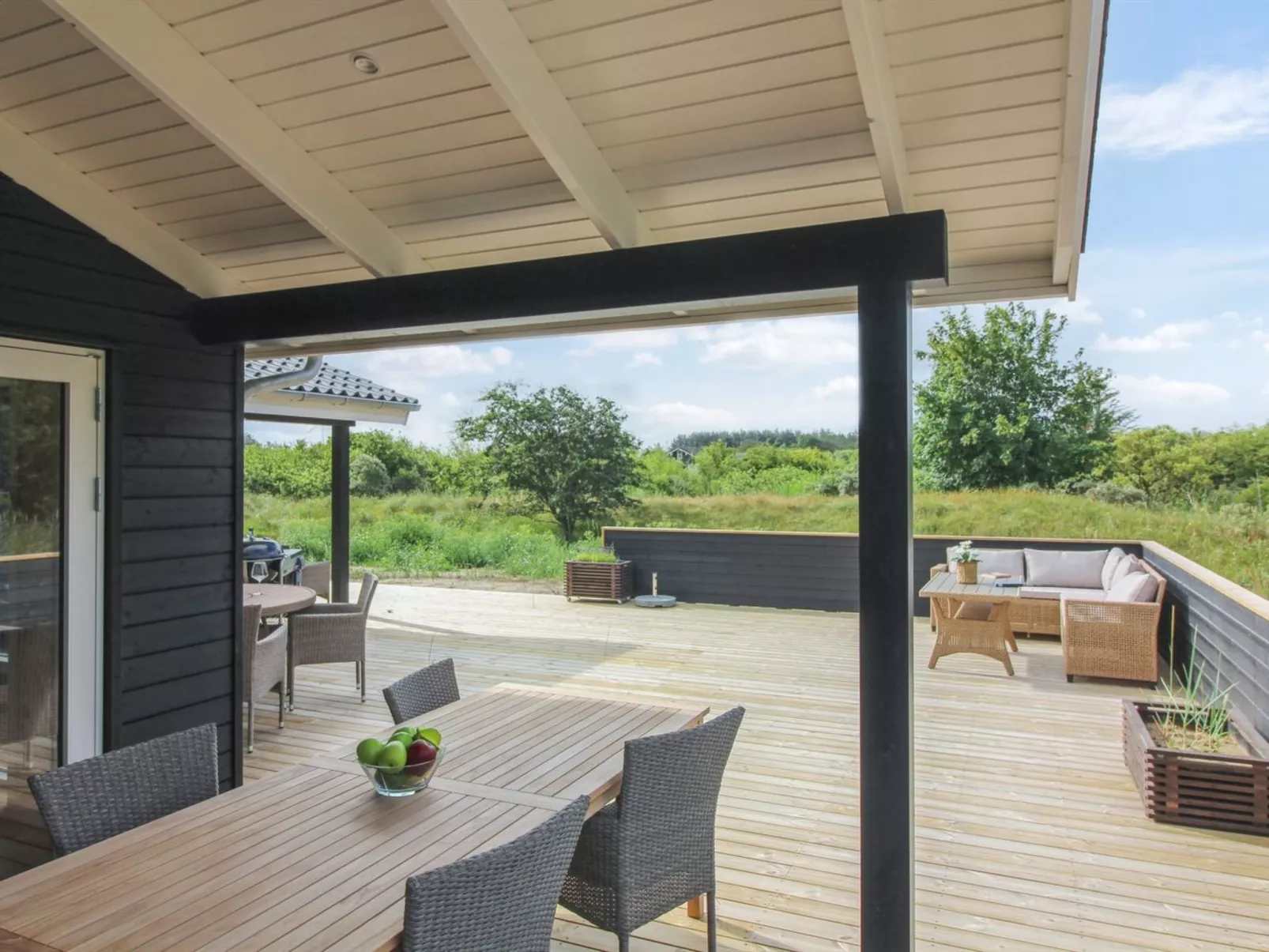 "Heriest" - 1.2km from the sea-Outside