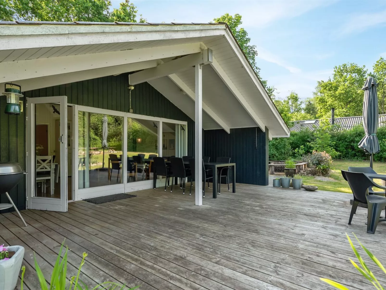 "Yngve" - 56.5km from the sea-Outside