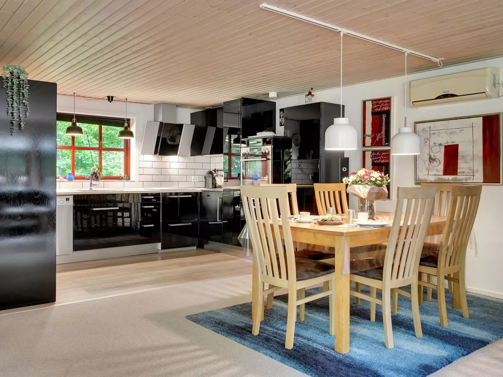 "Gisele" - 30km from the sea-Drinnen