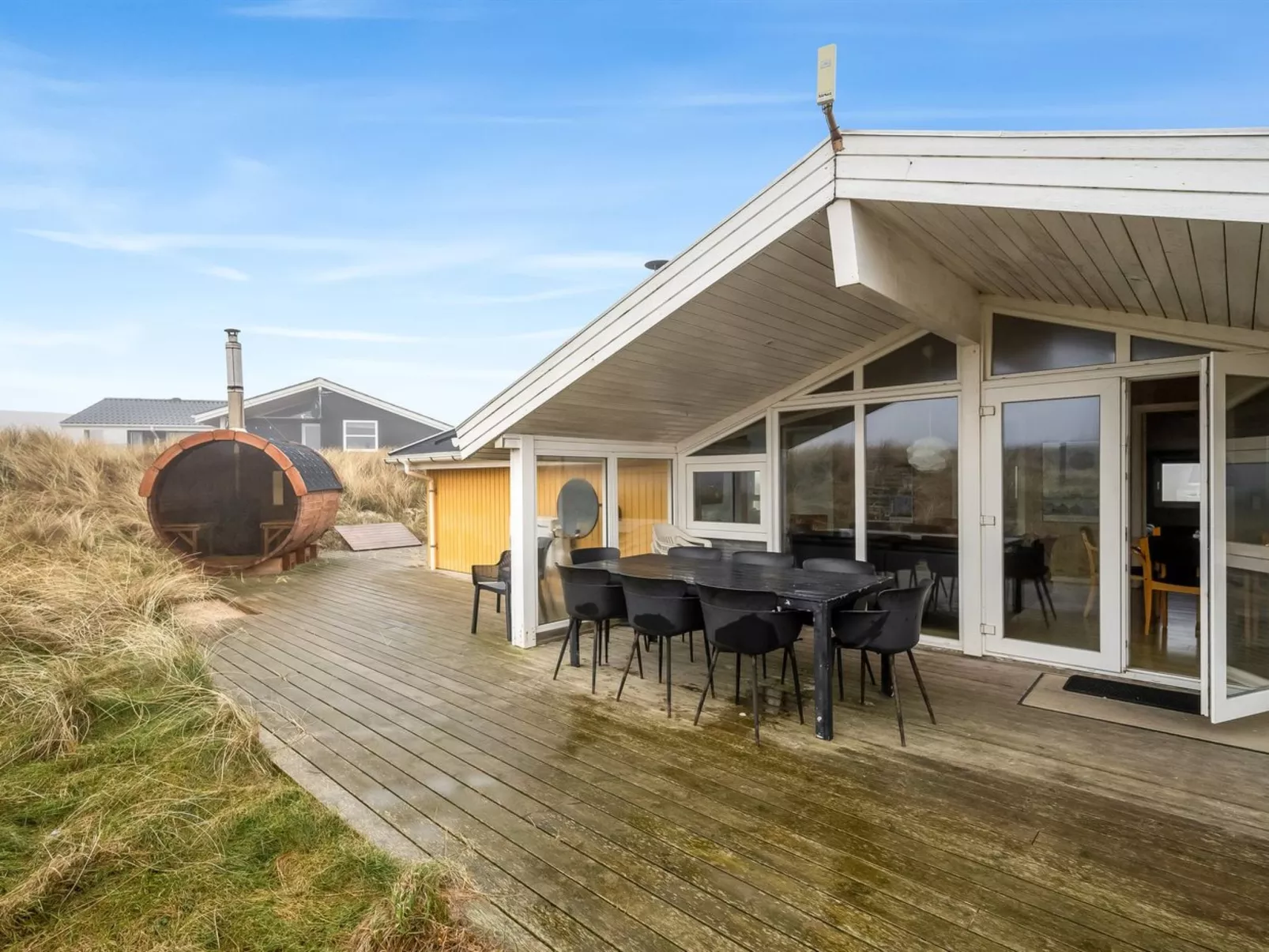 "Malgest" - 100m from the sea-Outside