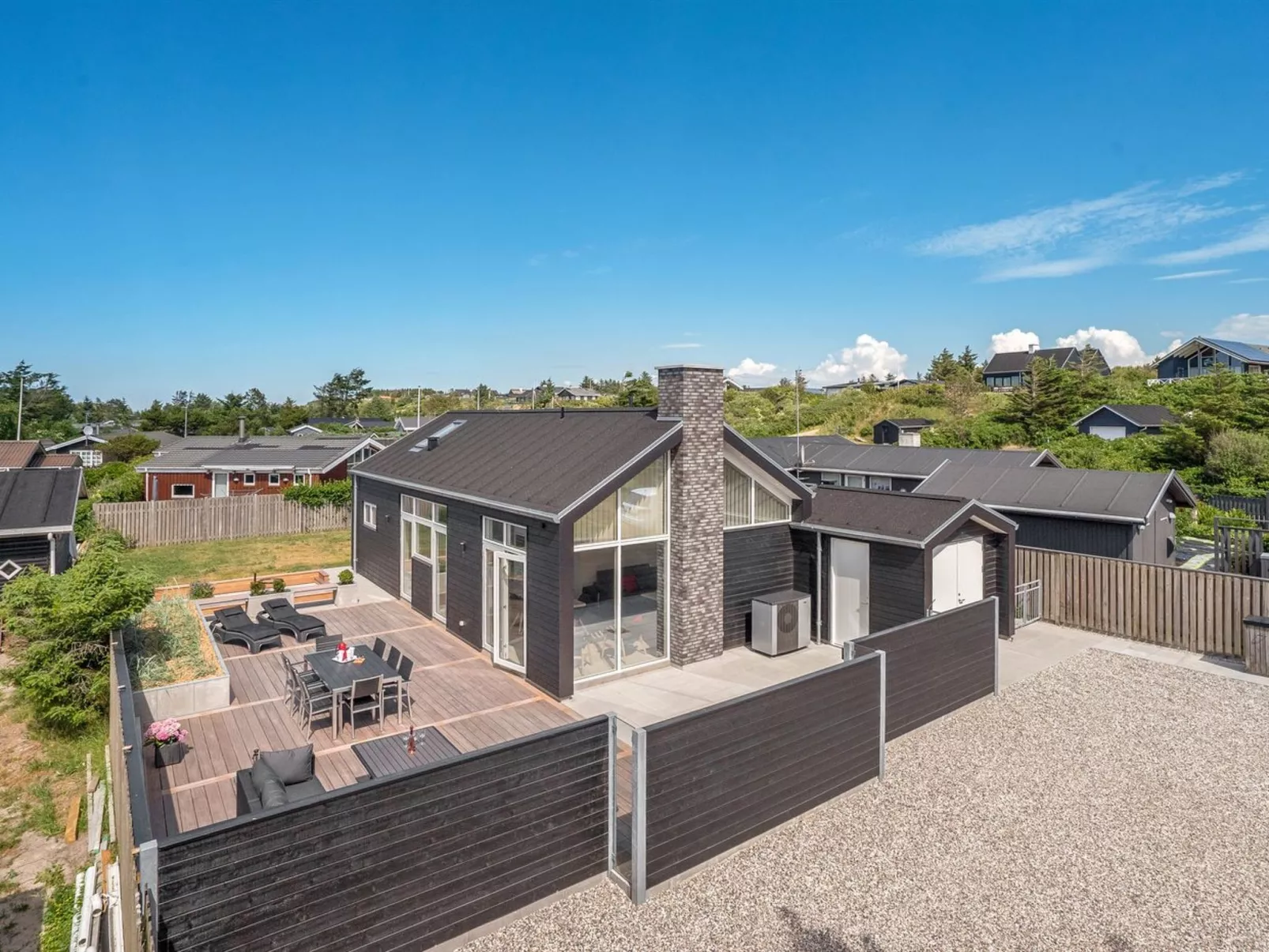 "Erk" - 700m from the sea-Outside