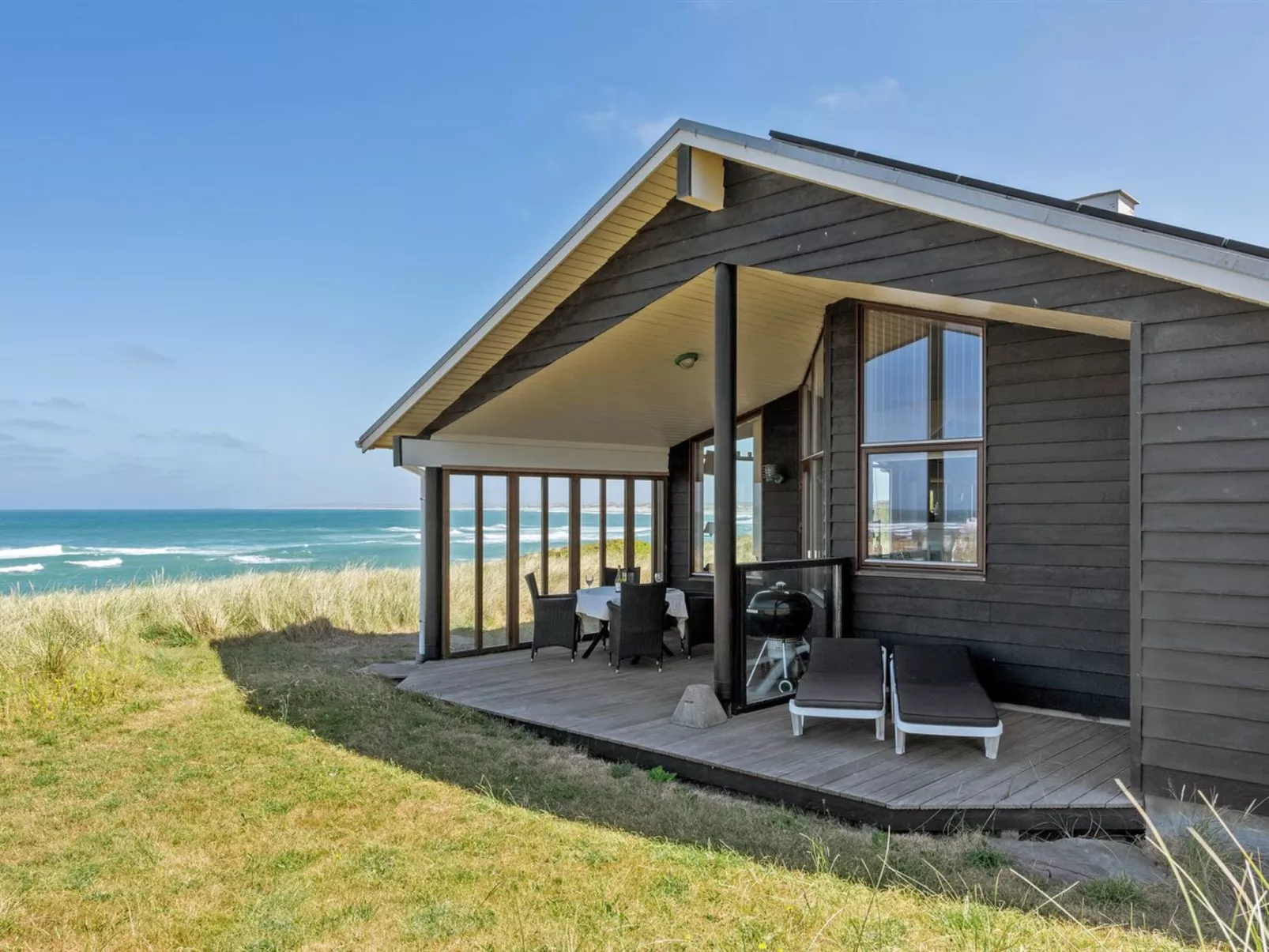 "Arngrim" - 100m from the sea-Outside