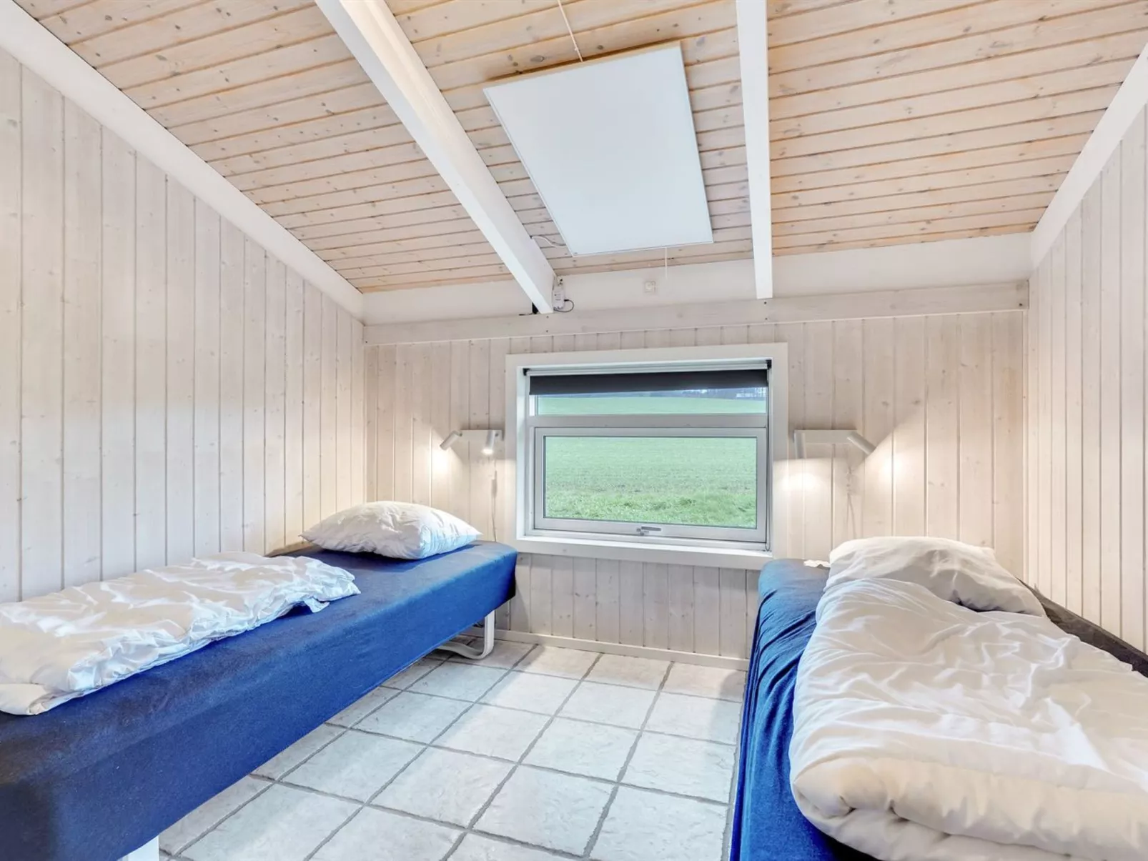 "Rik" - 350m from the sea-Drinnen