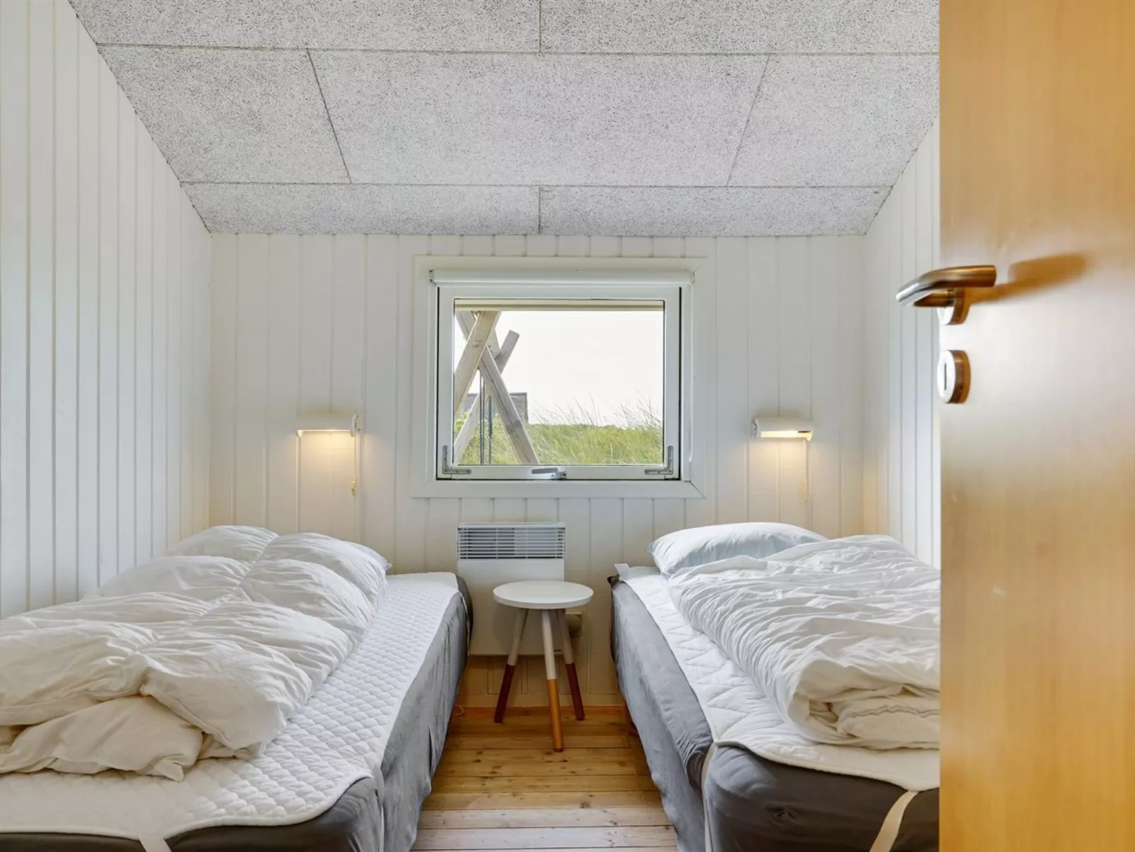 "Apolonia" -  from the sea-Inside