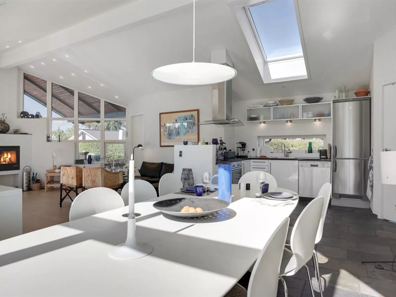 "Angelarij" -  from the sea-Drinnen