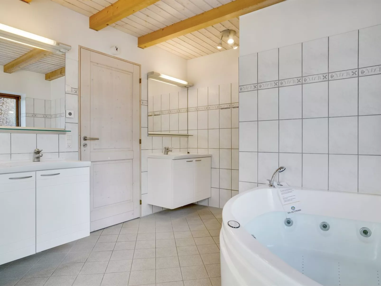 "Dora" - 180m from the sea-Inside