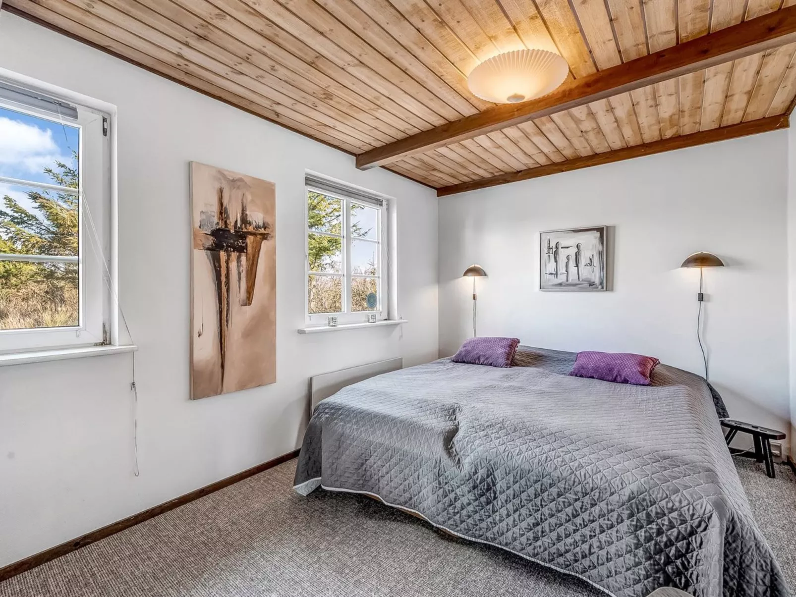 "Bjart" - 50m to the fjord-Dedans