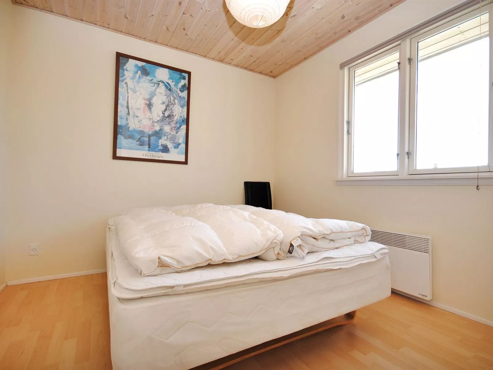 "Ernbiorn" -  from the sea-Inside