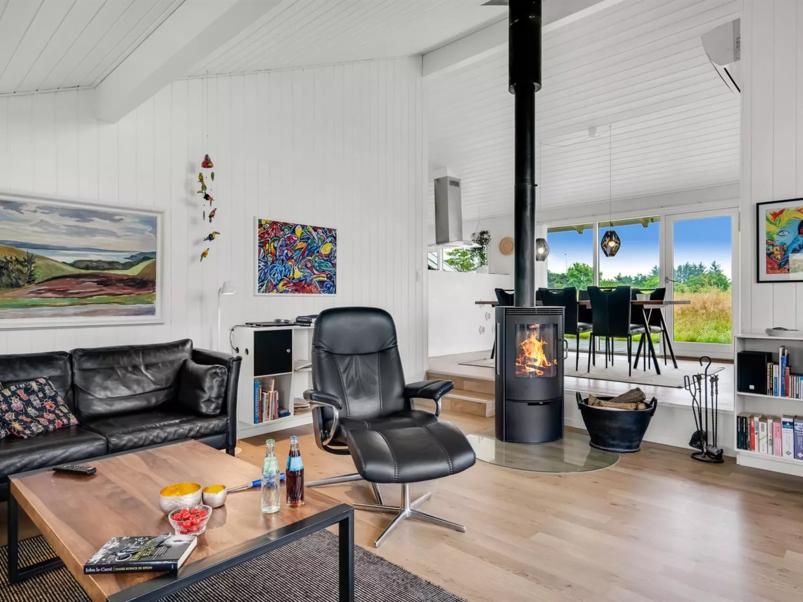 "Bothilda" - 660m from the sea-Inside