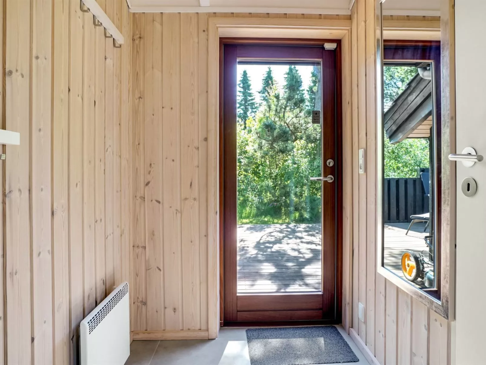 "Kali" - 900m to the fjord-Inside