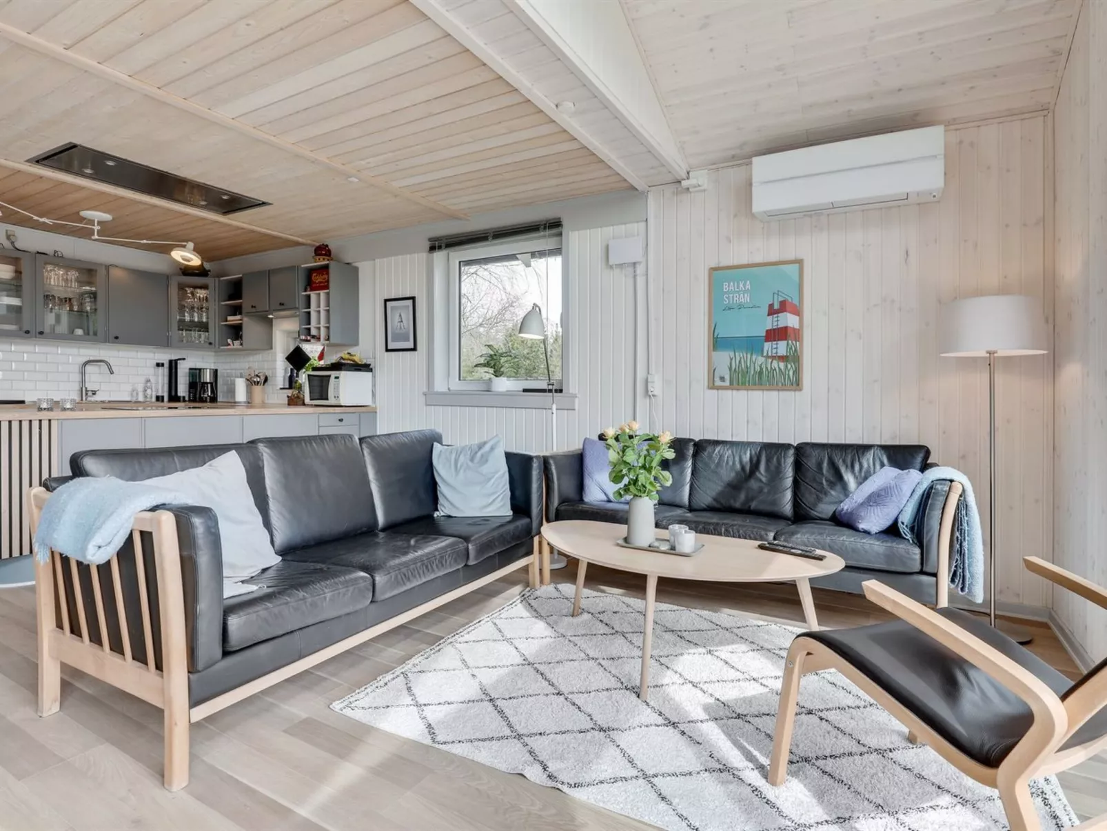 "Margarethe" - 250m from the sea-Inside