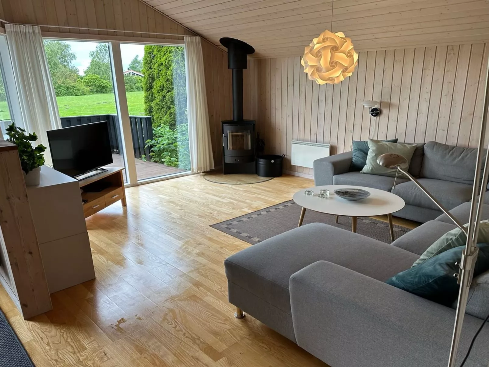 "Florentin" - 1km from the sea-Inside