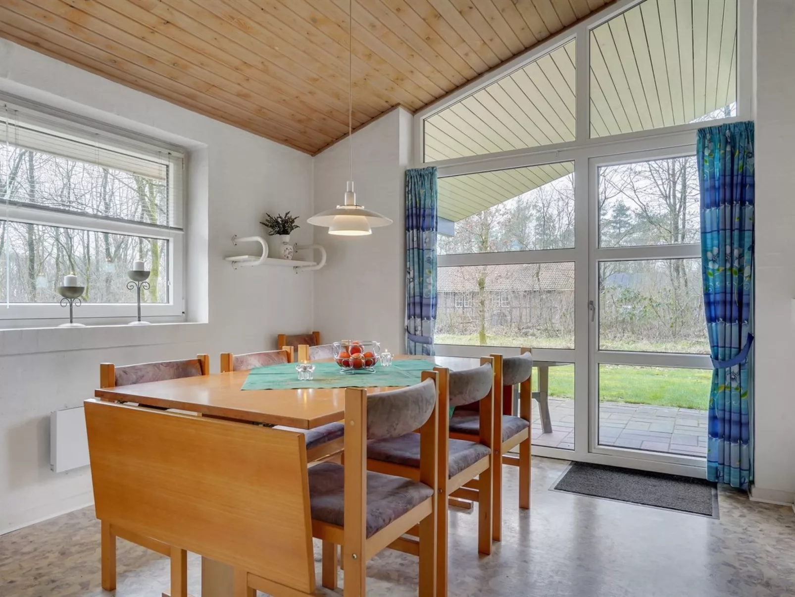 "Bosi" - 28km from the sea-Drinnen