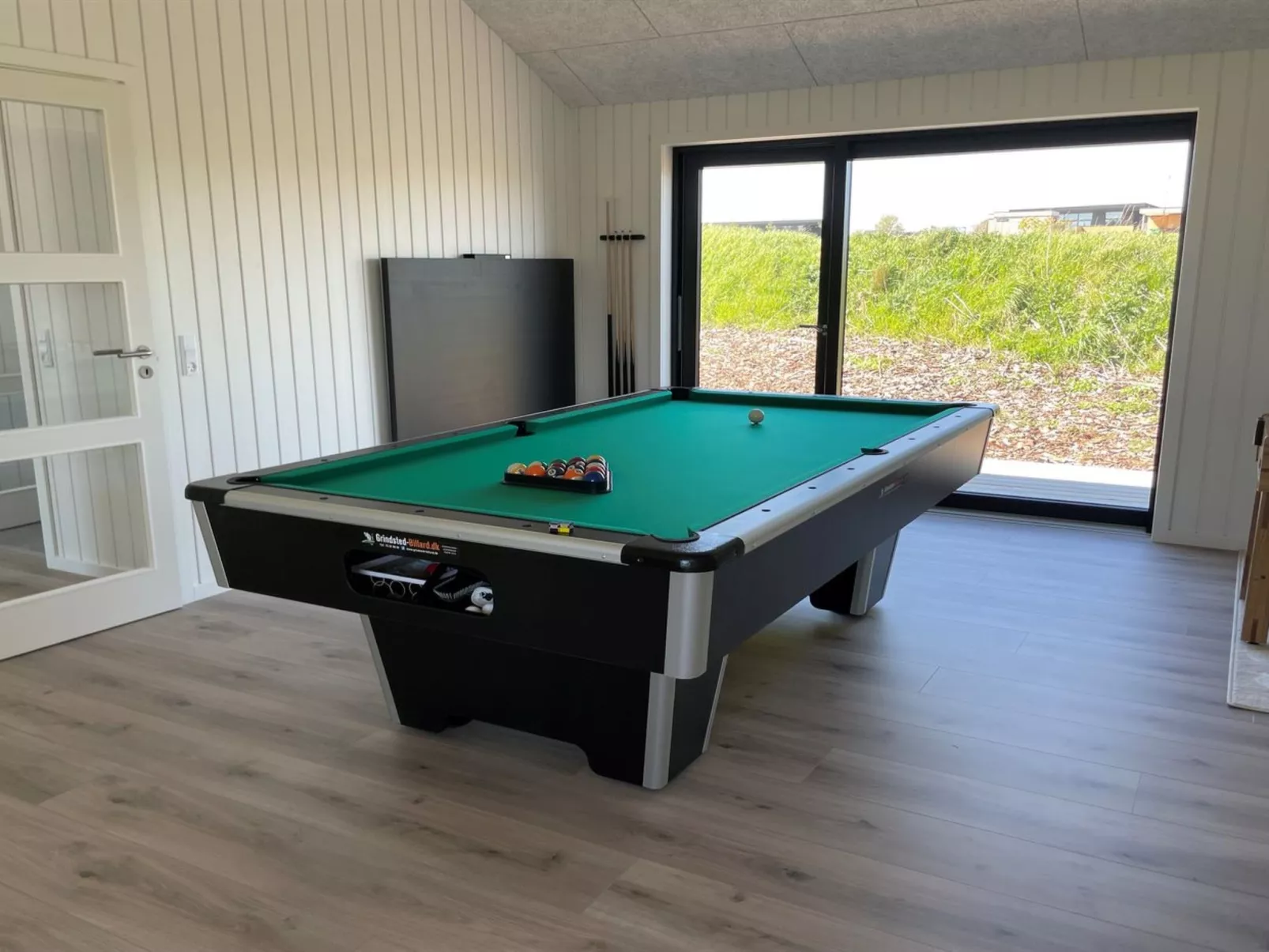 "Alpo" - 450m from the sea-Drinnen