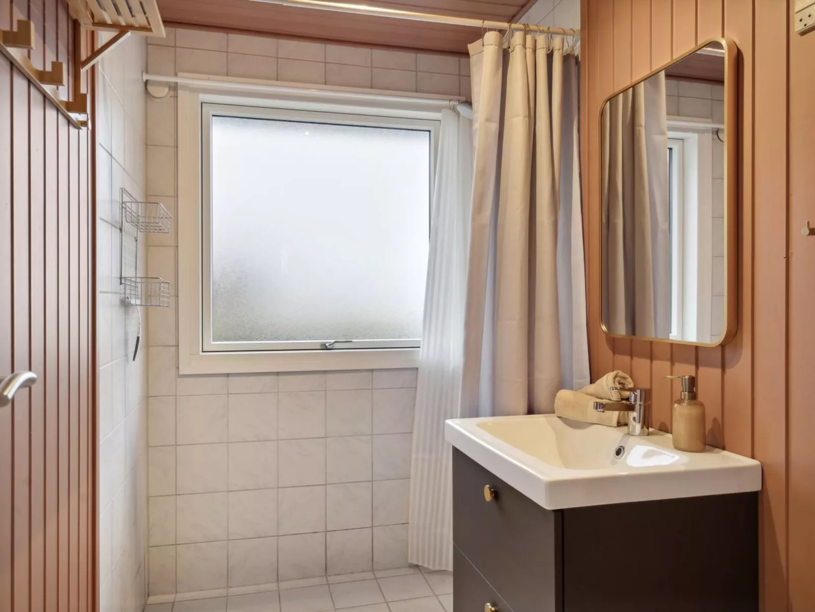 "Arho" - 75m from the sea-Inside