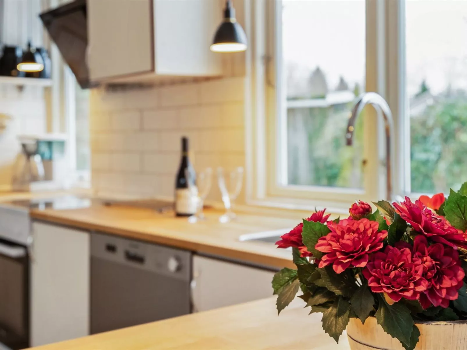 "Winona" - 300m from the sea-Drinnen