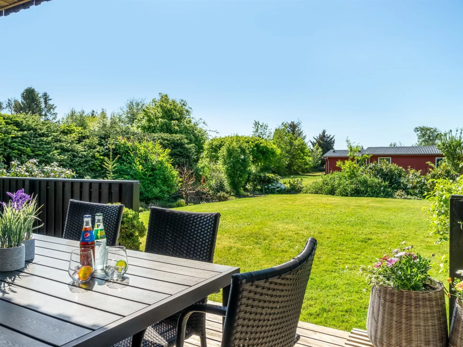 "Esalina" -  from the sea-Outside