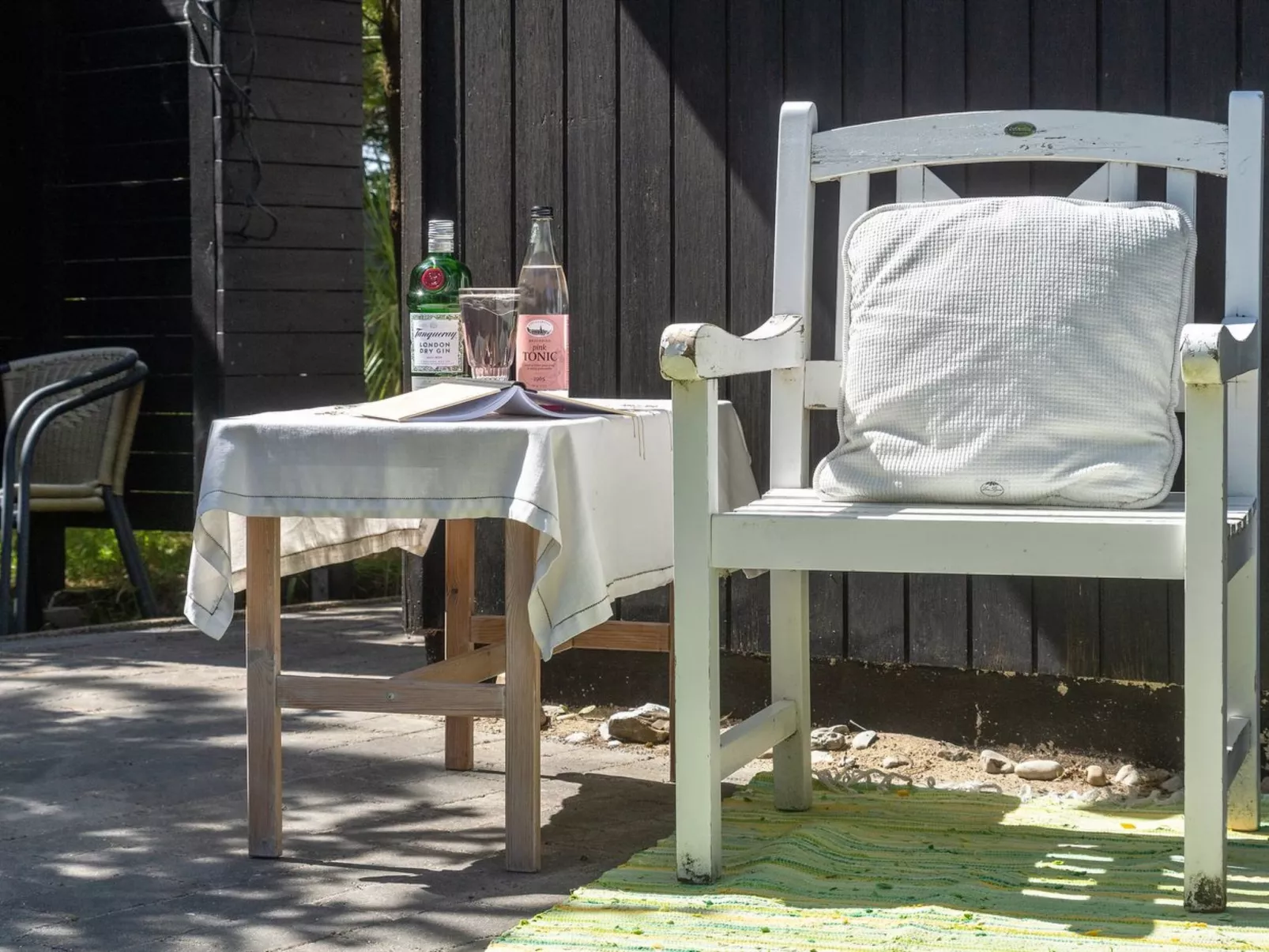 "Freda" - 100m to the fjord-Outside