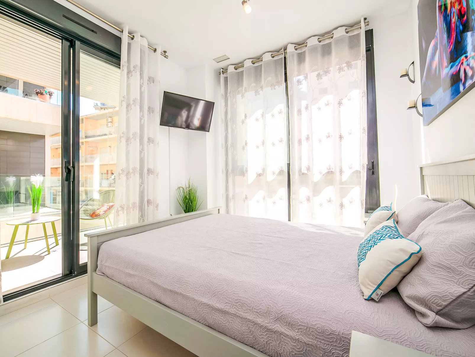 Calpe Beach II-Inside