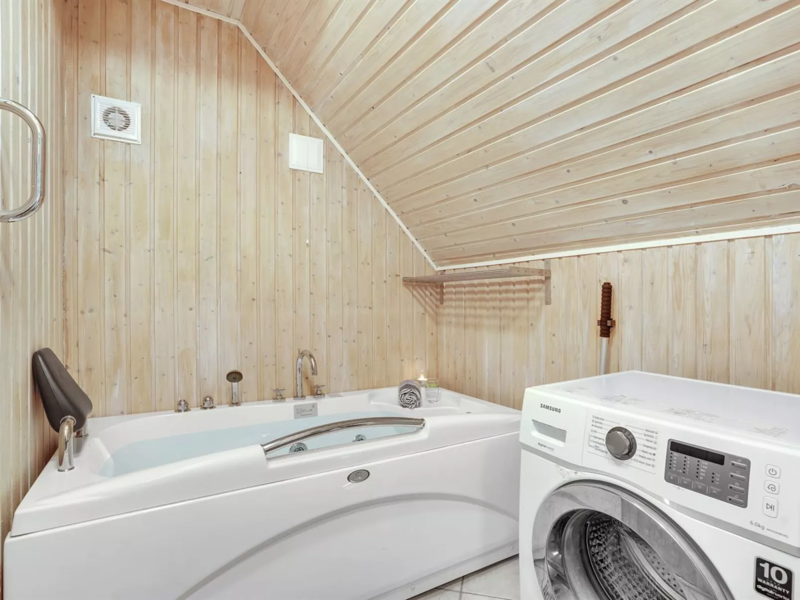 "Alleta" - 600m from the sea-Dedans