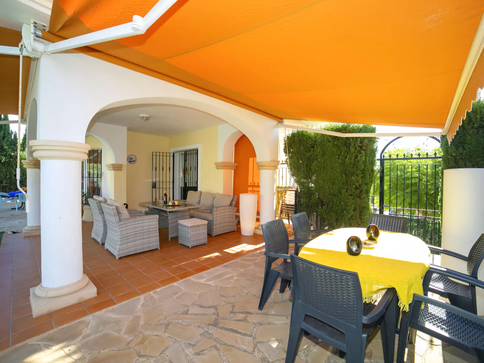 Bonalba Golf, Urb. Los Naranjos-Drinnen