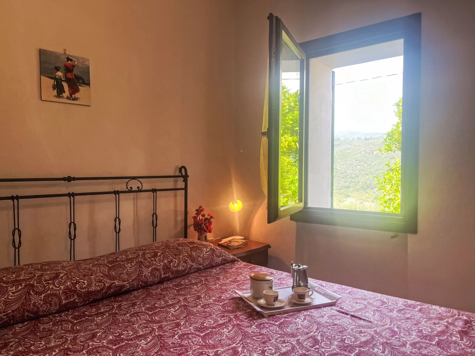 Elisa (DOL127)-Dedans