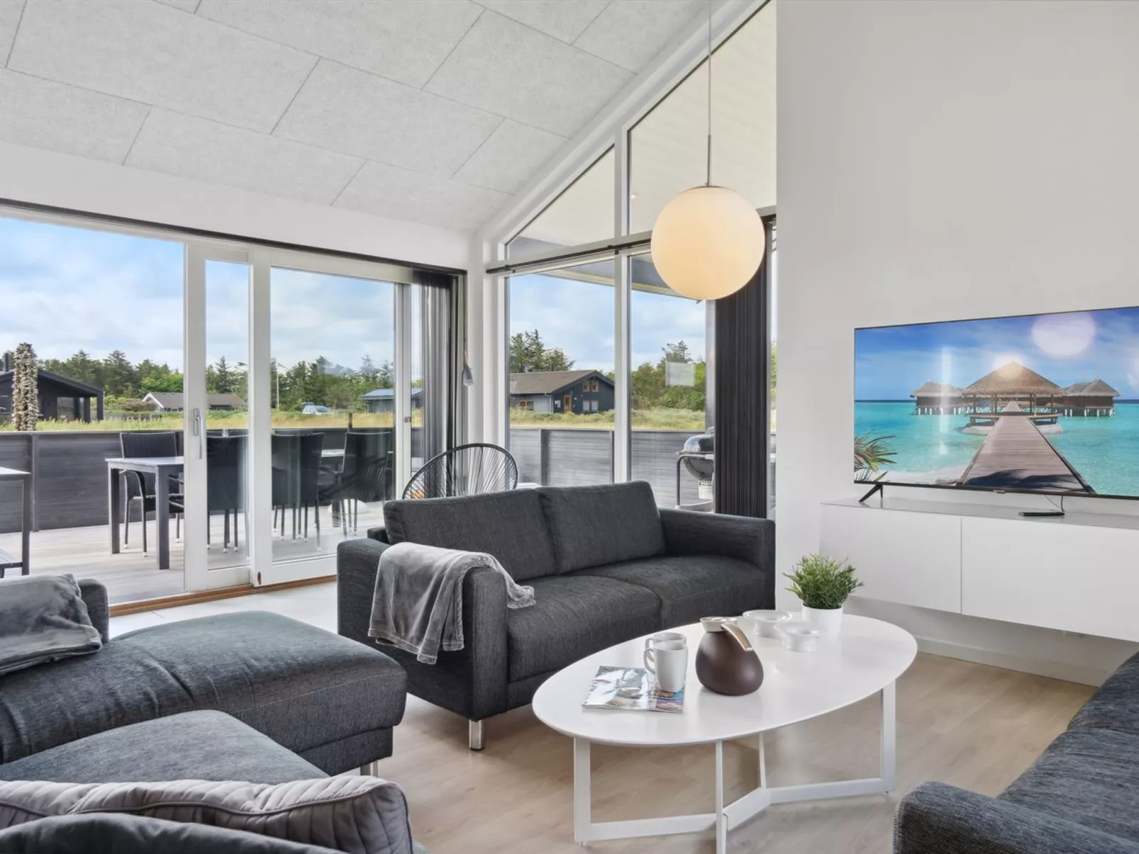 "Fader" - 950m from the sea-Inside