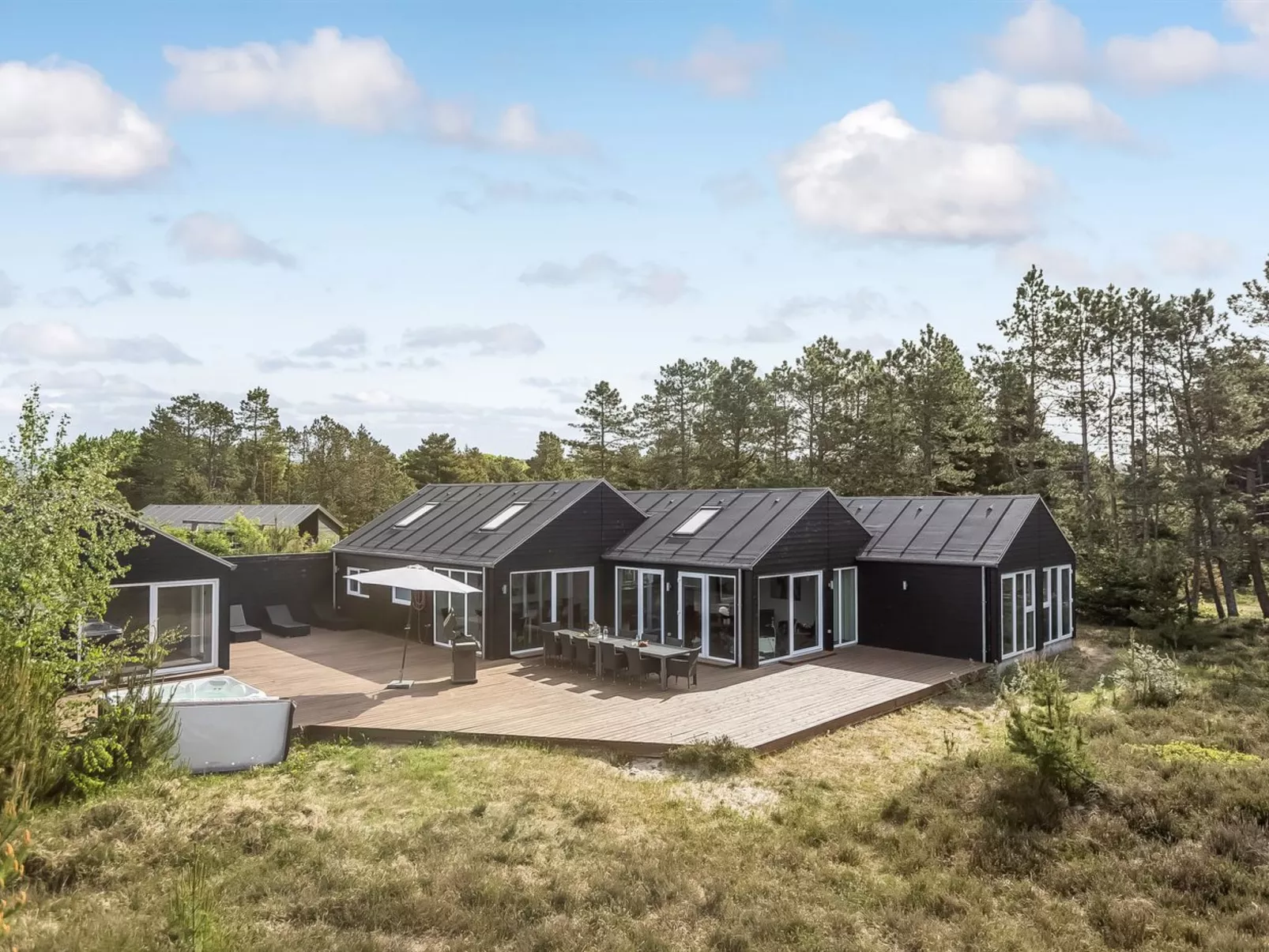 "Elke" - 3.5km from the sea-Outside