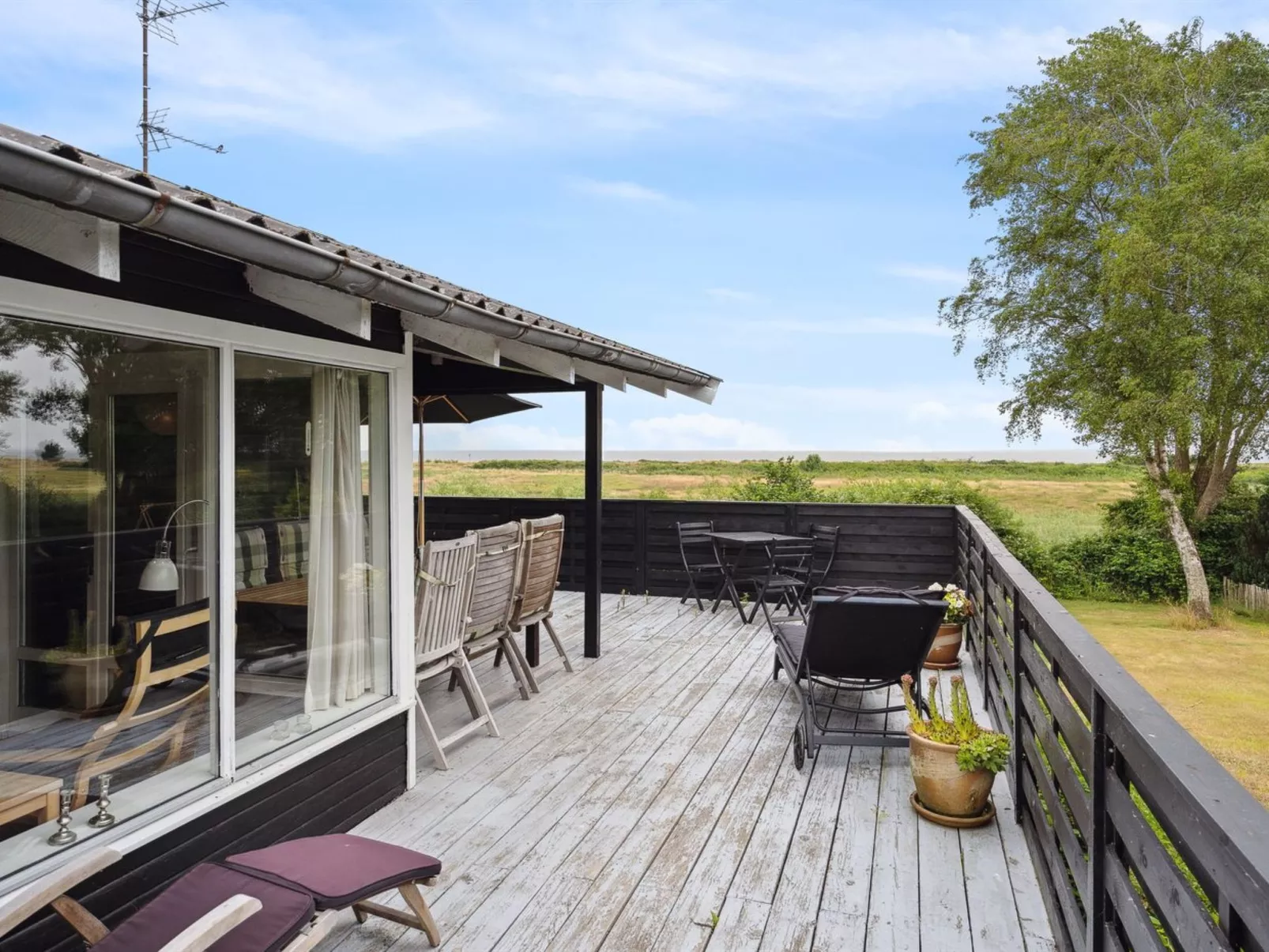 "Bridgette" - 100m from the sea-Outside