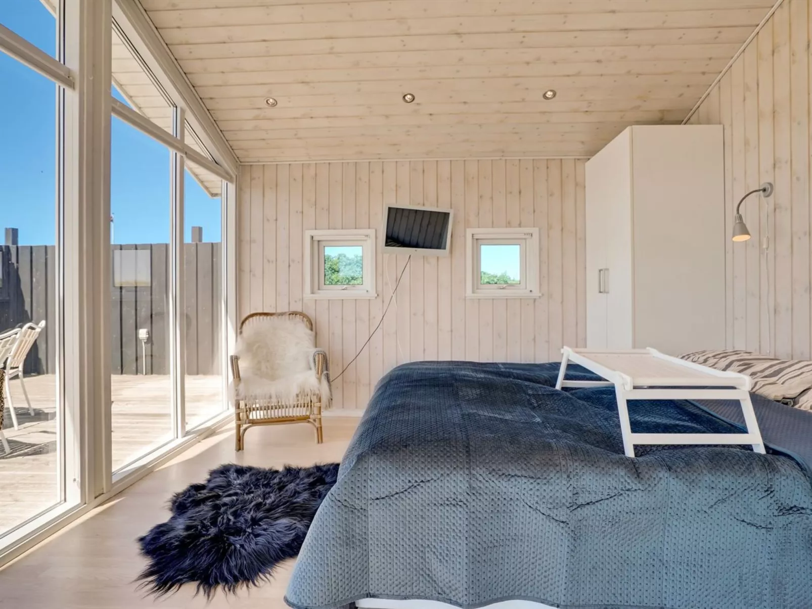 "Aella" - 150m from the sea-Inside