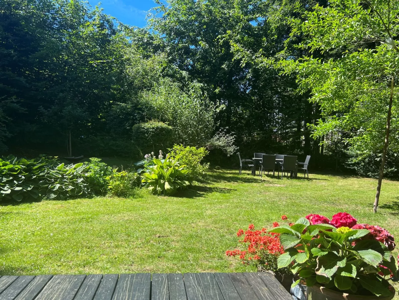 "Iskra" - 900m from the sea-Outside