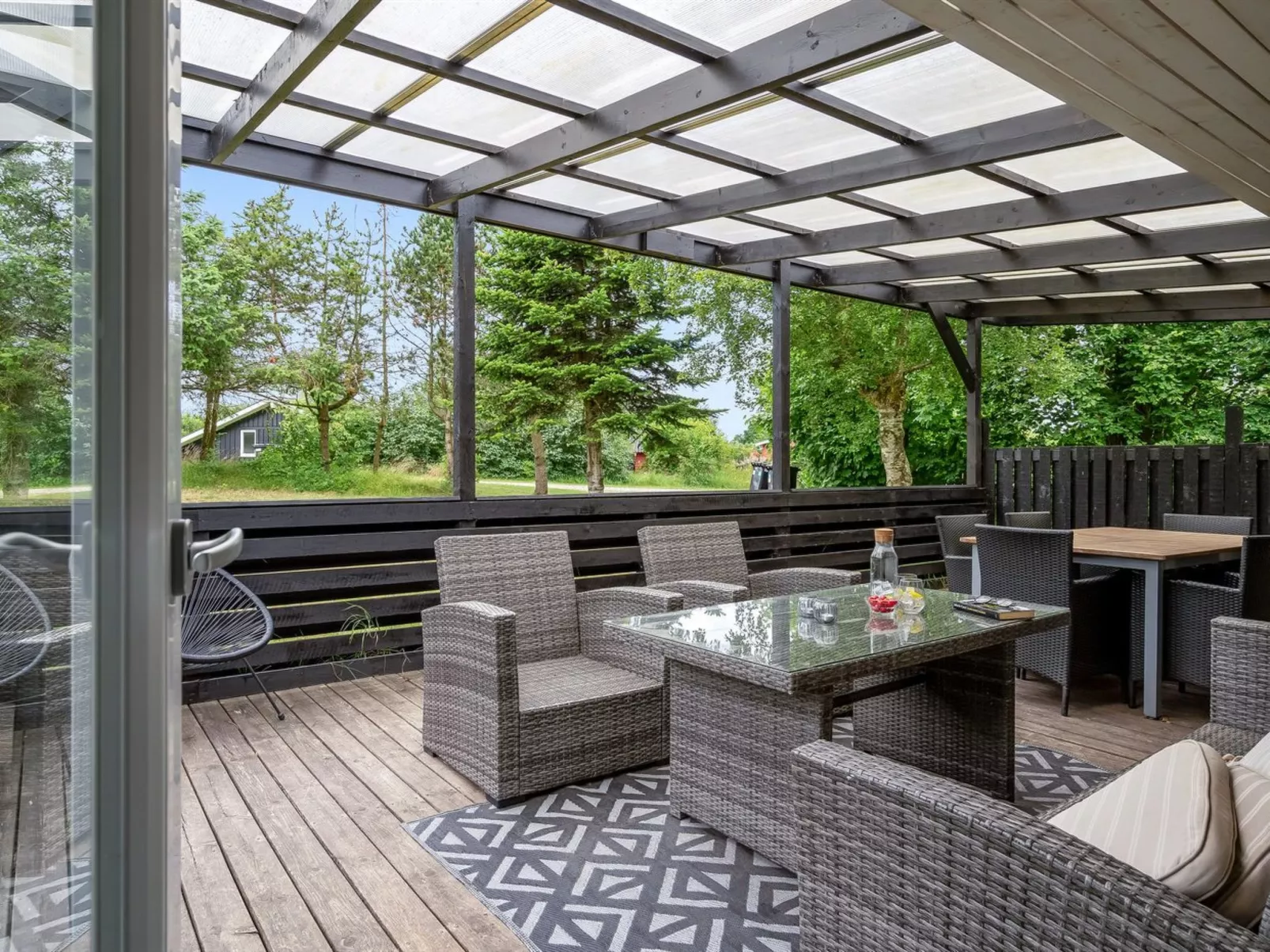 "Elmira" - 555m from the sea-Dehors