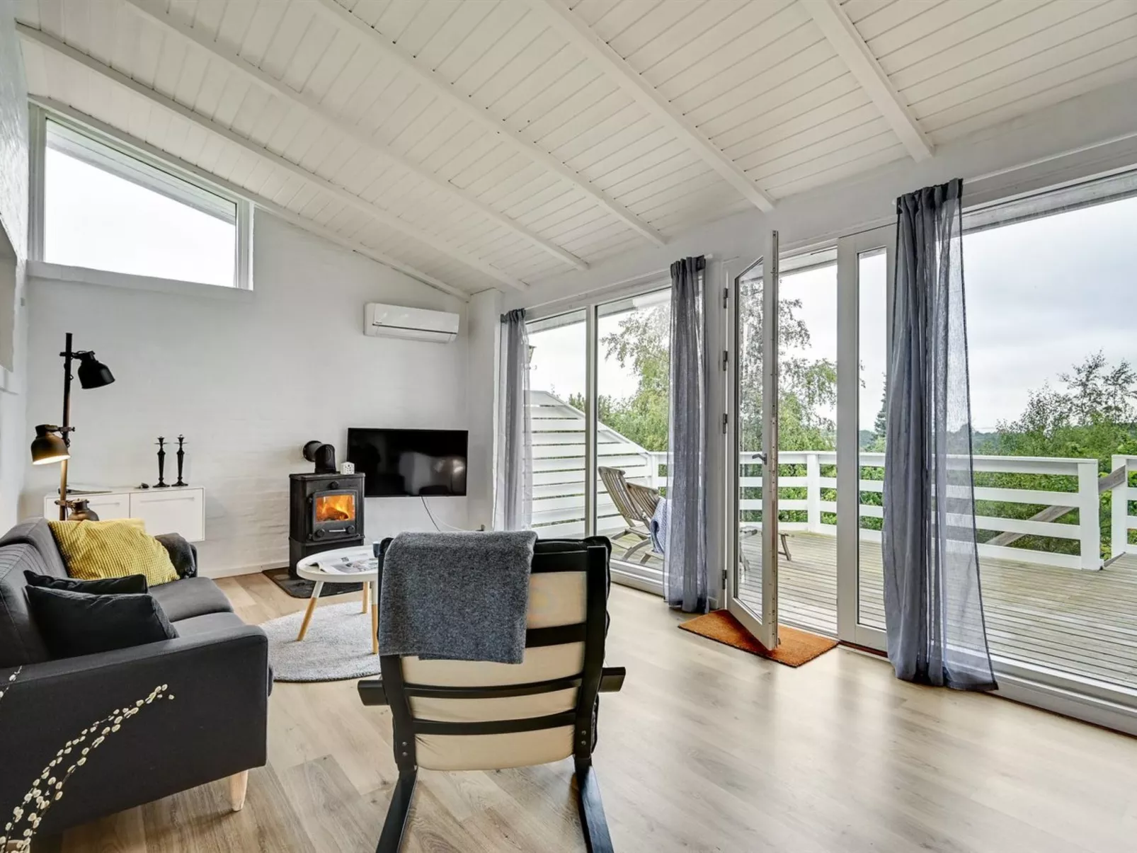 "Frauke" - 1km from the sea-Drinnen