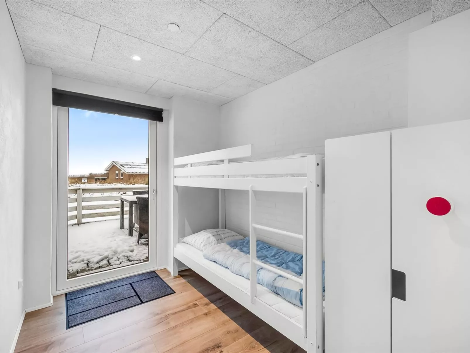 "Sissan" - 900m from the sea-Drinnen