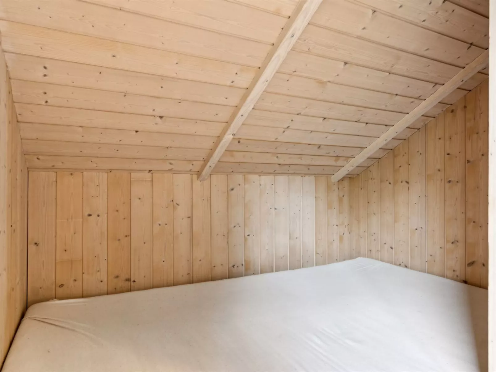 "Merina" - 700m from the sea-Inside