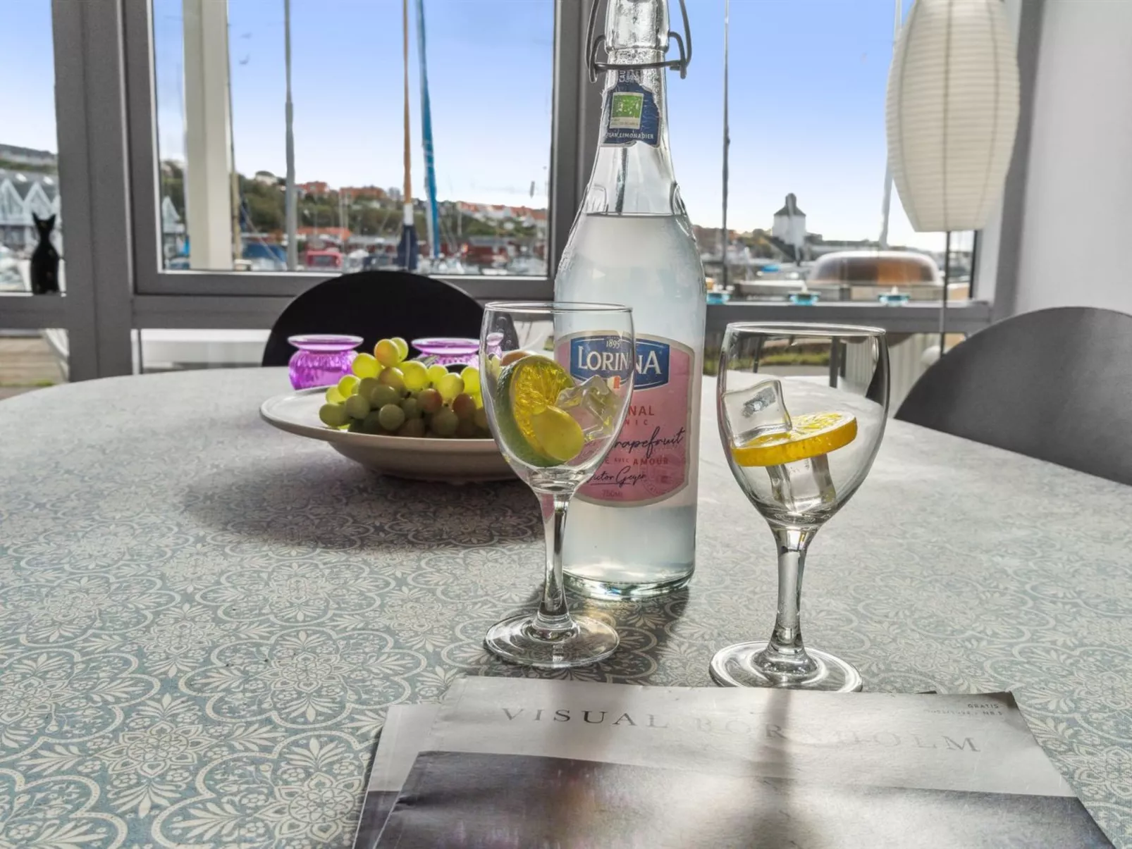 "Frigg" - 10m from the sea-Dedans