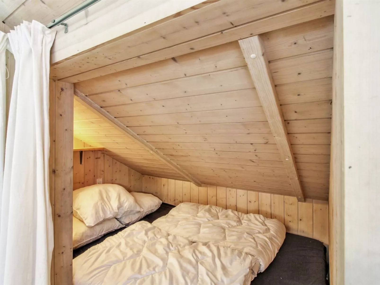 "Ellica" - 50km from the sea-Dedans