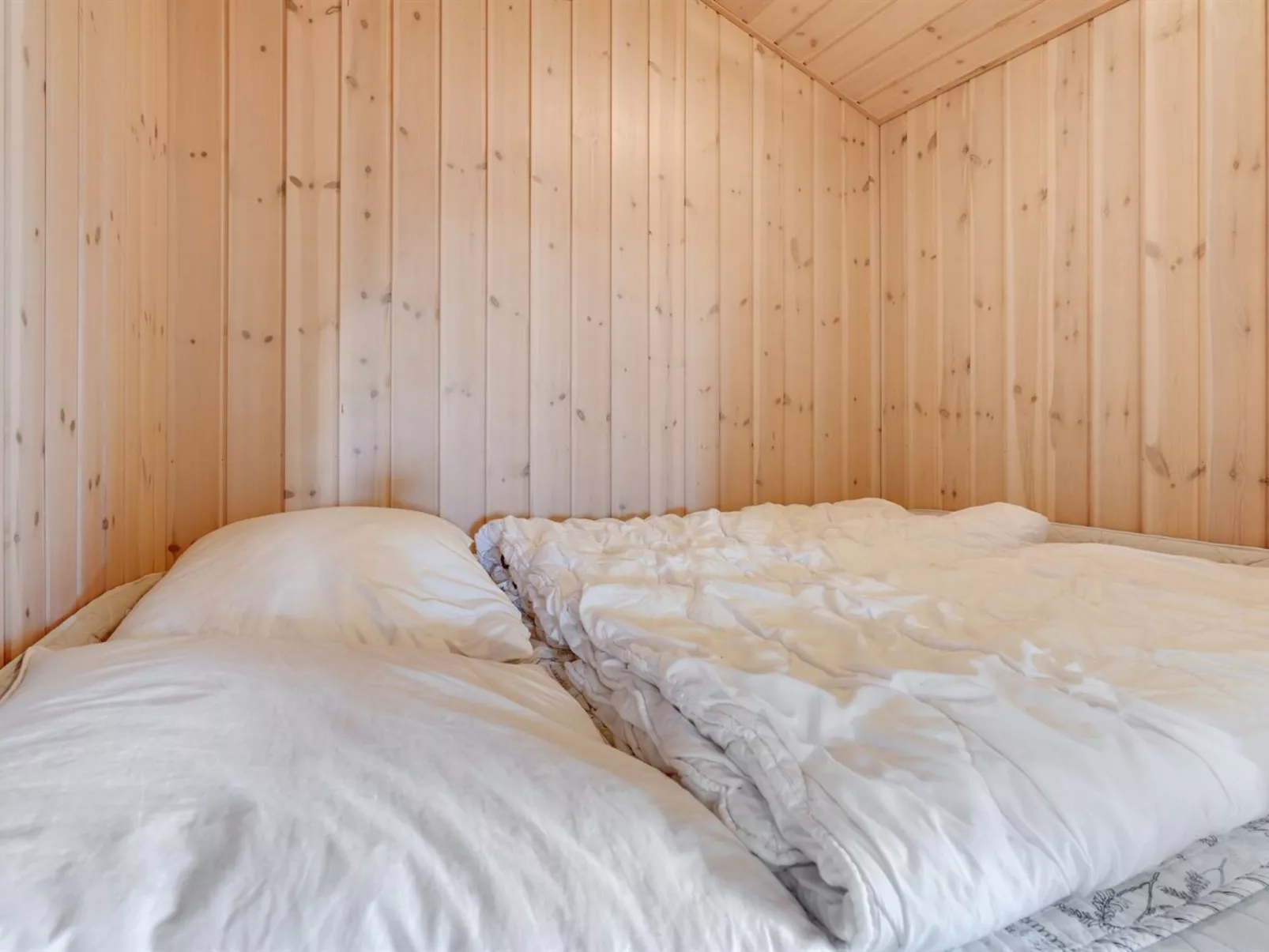 "Tolke" - 29km from the sea-Inside