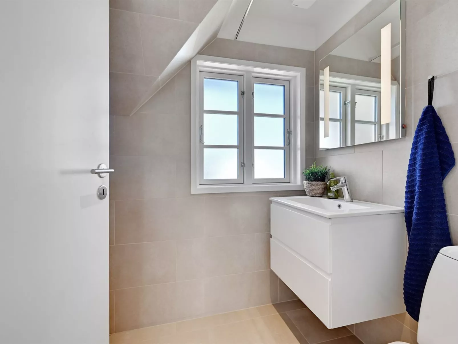 "Ulv" - 25m from the sea-Dedans