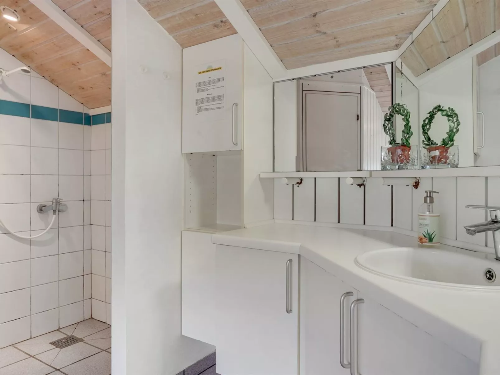 "Alfi" - 150m from the sea-Drinnen