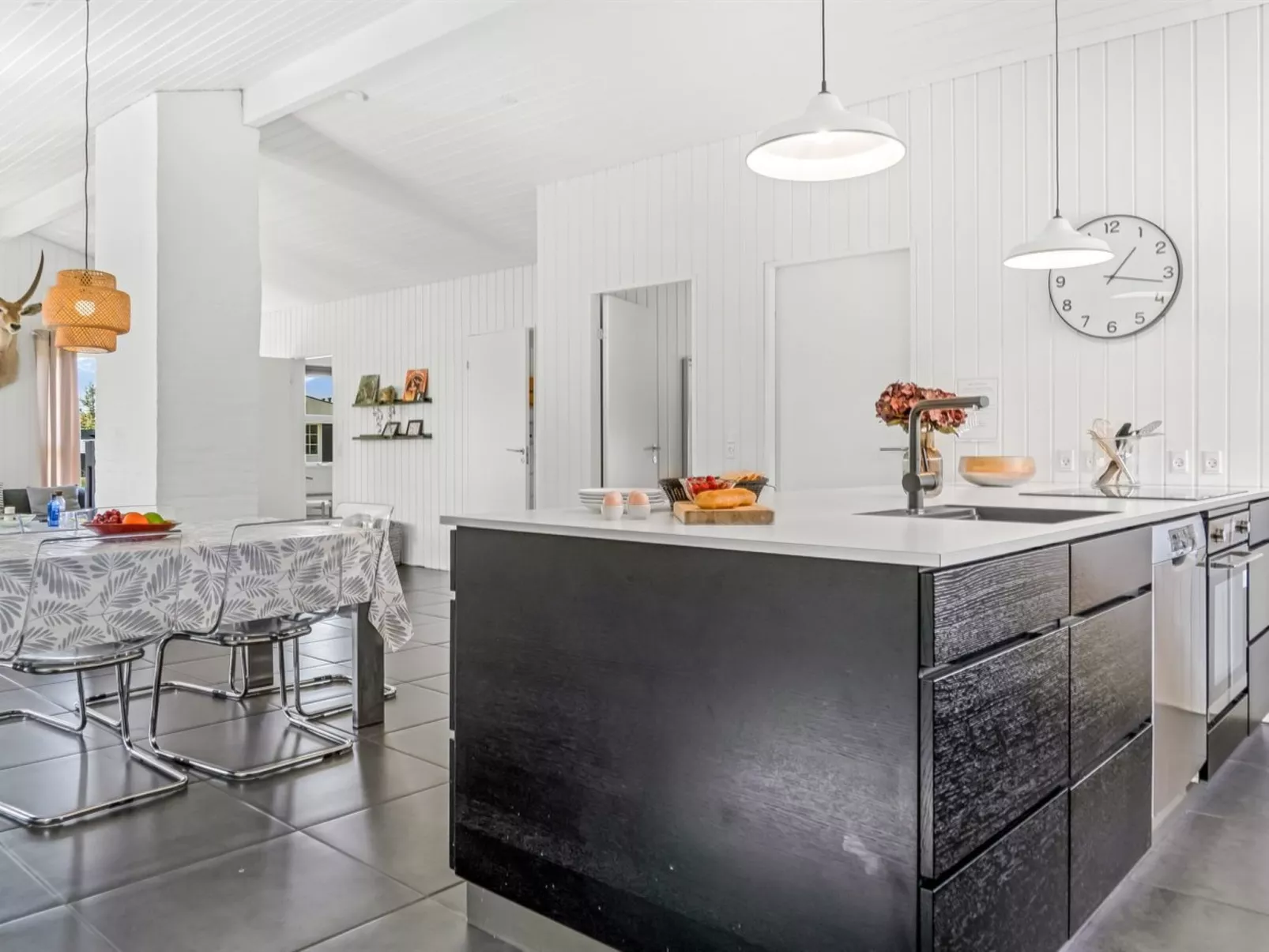 "Hermine" - 600m from the sea-Dedans