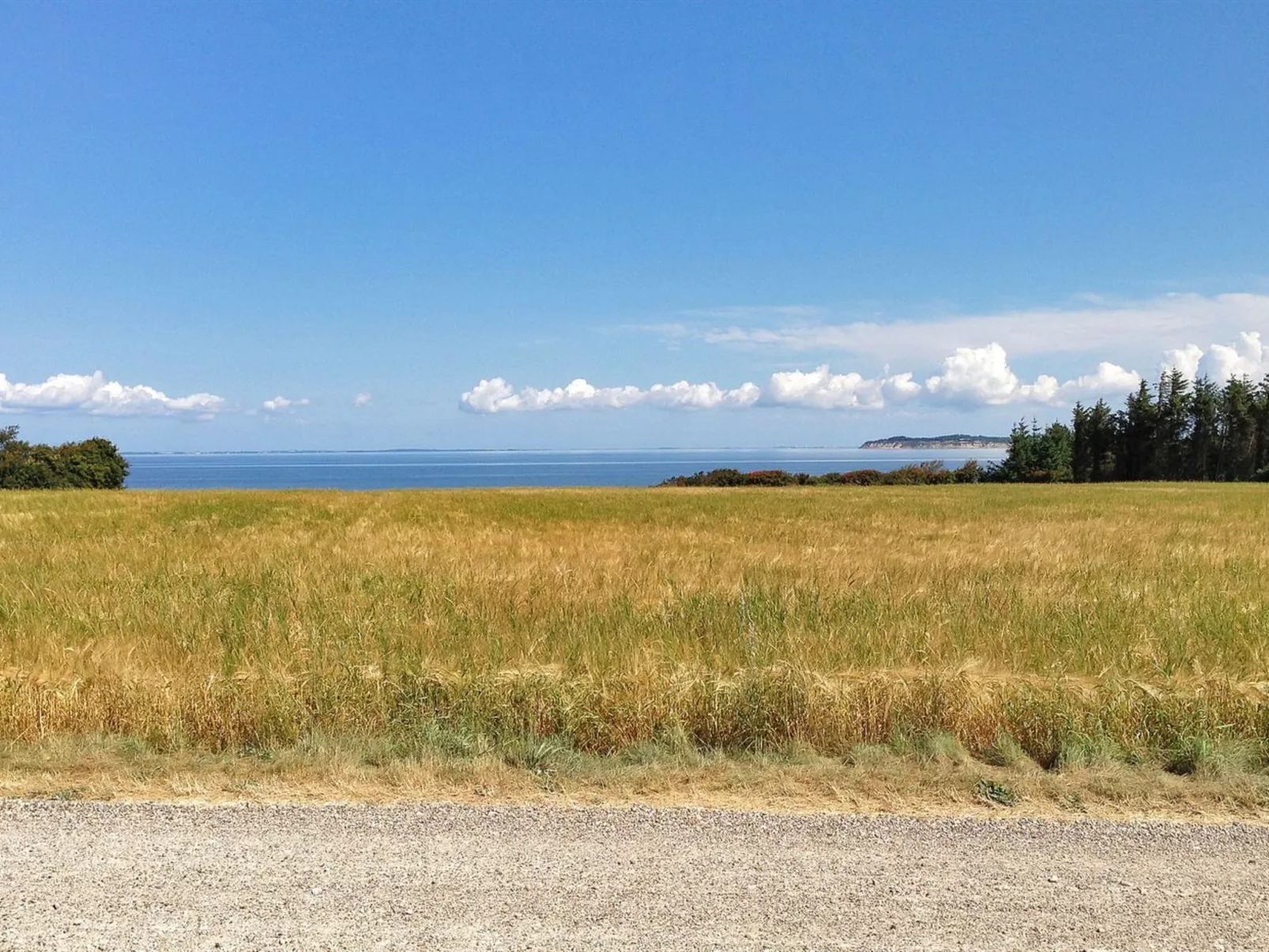 "Kaleva" - 200m to the fjord-Draußen